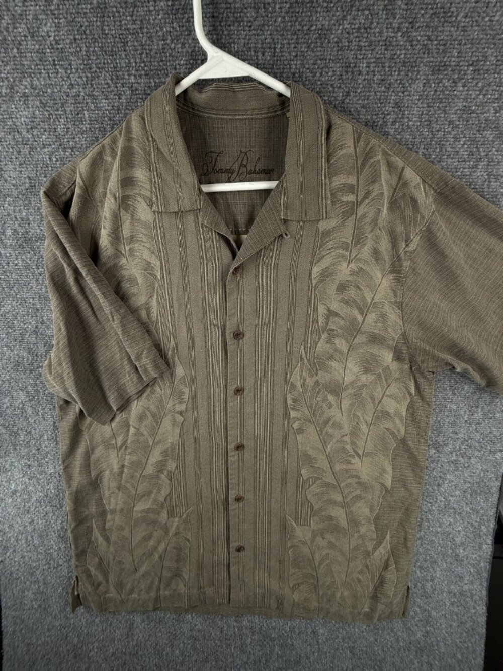 Tommy Bahama Button Up Shirt Short Sleeve All Silk Hawaii Tropical Brown Large